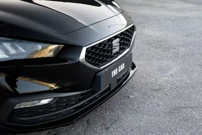 SEAT Leon 2021 - 15999 EUR, 127100 km - AUTO.MOTO.pt - 127100km - foto 2 de 24