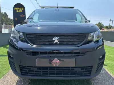 Peugeot Partner 1.5HDI 3lugares 2019 - 12900 EUR, 117000 km - AUTO.MOTO.pt - 117000km - foto 51 de 52