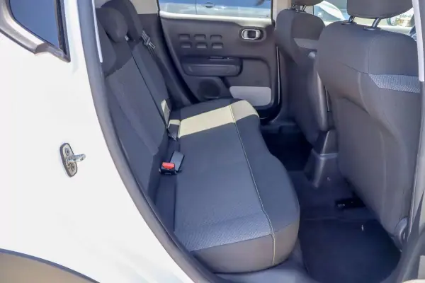 Citroën C3 2018 - 9990 EUR, 89000 km - AUTO.MOTO.pt - 89000km - foto 16 de 28