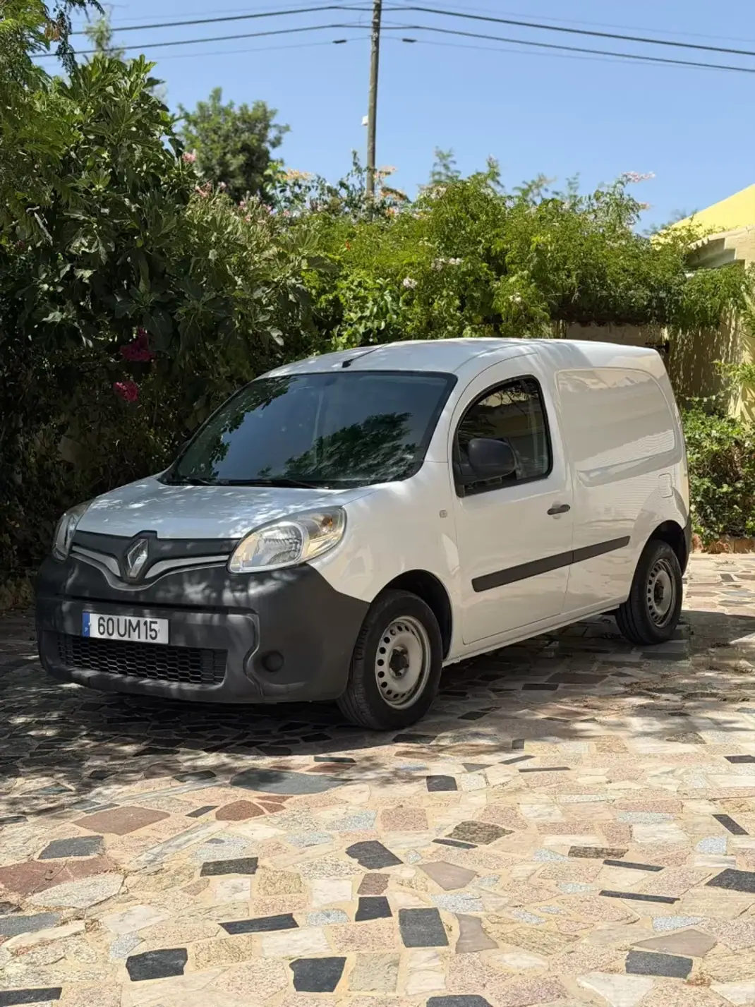Renault KANGOO 1.5 BLUE DCI 3LUG EDITION ONE 2018 - 8900 EUR, 191840 km - AUTO.MOTO.pt - 191840km - foto 1 de 7