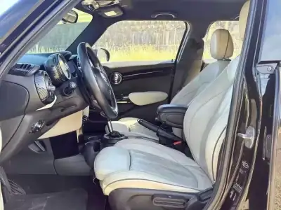 MINI Cooper 2015 - 18900 EUR, 132000 km - AUTO.MOTO.pt - 132000km - foto 5 de 29