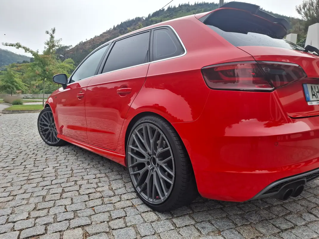 Audi A3 Sportback 2016 - 16500 EUR, 210000 km - AUTO.MOTO.pt - 210000km - foto 9 de 15