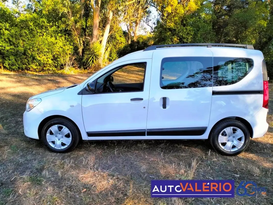 Dacia Dokker 2020 - 17950 EUR, 37215 km - AUTO.MOTO.pt - 37215km - foto 2 de 29