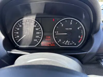 BMW 118 2009 - 9900 EUR, 177000 km - AUTO.MOTO.pt - 177000km - foto 23 de 46