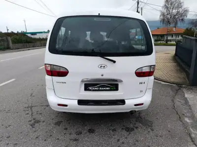 Hyundai H-1 2004 - 7500 EUR, 160000 km - AUTO.MOTO.pt - 160000km - foto 5 de 13