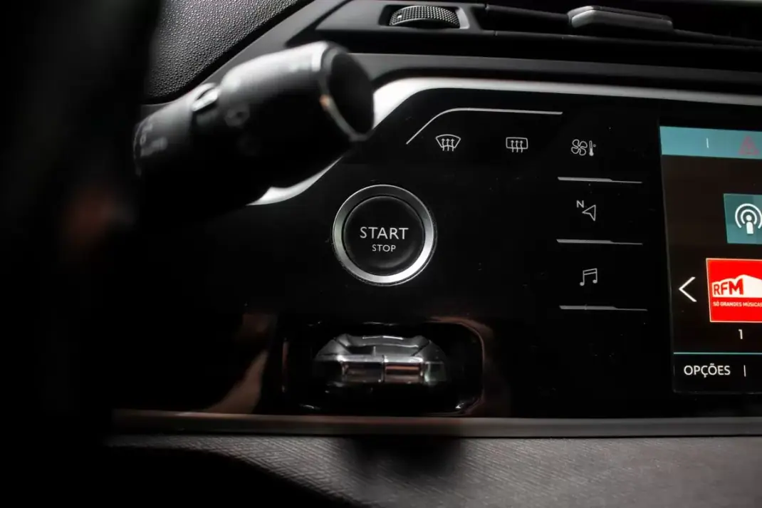 Citroën C4 Spacetourer 2019 - 10550 EUR, 304577 km - AUTO.MOTO.pt - 304577km - foto 19 de 45