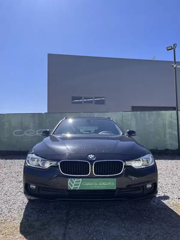 BMW 316 2018 - 16000 EUR, 236000 km - AUTO.MOTO.pt - 236000km - foto 2 de 15