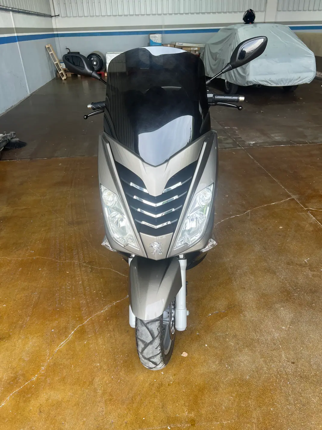 Peugeot Citystar 2011 - 2500 EUR, 8216 km - AUTO.MOTO.pt - 8216km - foto 1 de 6