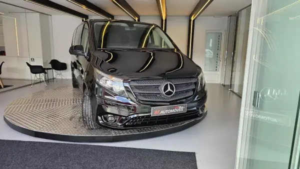 Mercedes-Benz Vito Tourer 2019 - 34900 EUR, 99800 km - AUTO.MOTO.pt - 99800km - foto 10 de 29