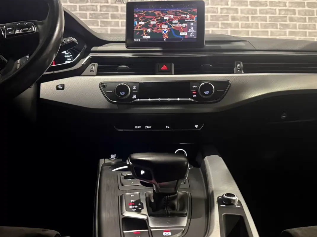 Audi A4 Avant 2017 - 20990 EUR, 148000 km - AUTO.MOTO.pt - 148000km - foto 16 de 19