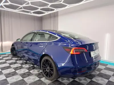 Tesla Model 3 2019 — foto 5 de 22