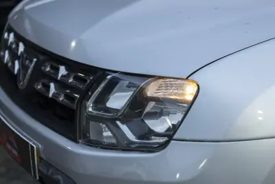 Dacia Duster 2015 - 10900 EUR, 150410 km - AUTO.MOTO.pt - 150410km - foto 11 de 33