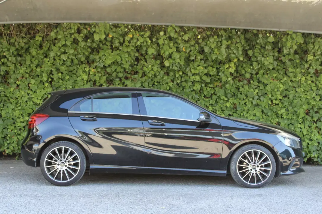 Mercedes-Benz A 180 2016 - 15450 EUR, 149000 km - 149000km - foto 6 de 16