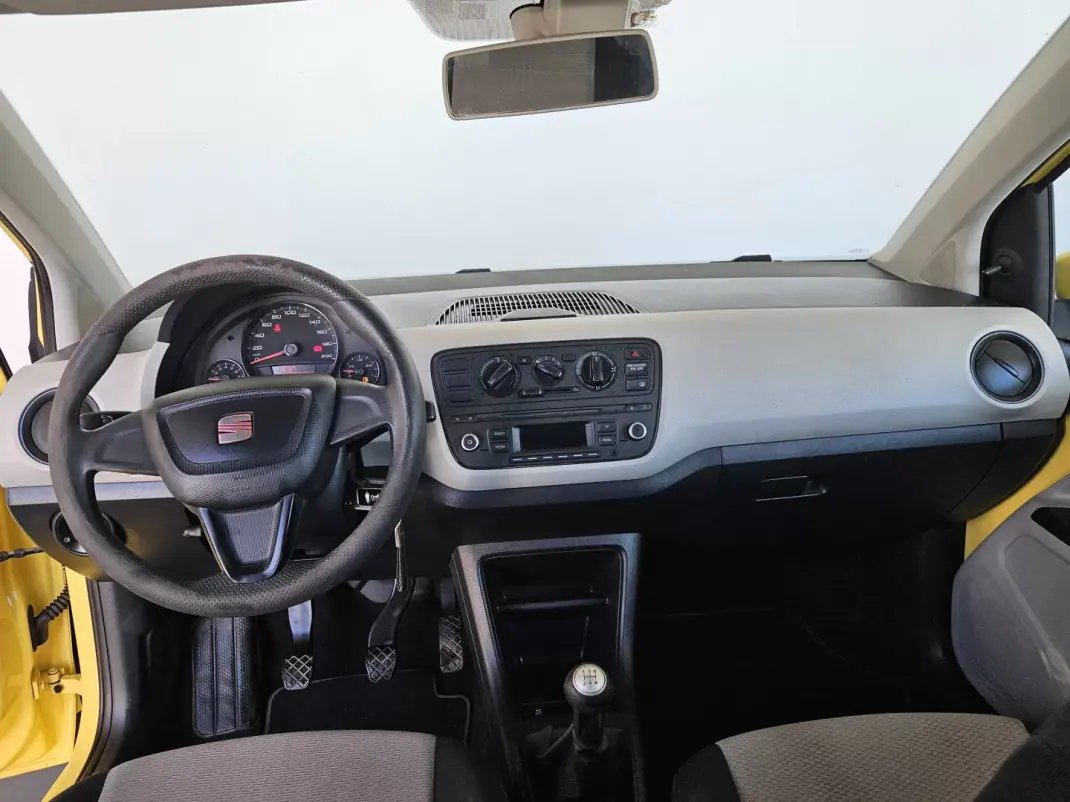 SEAT Mii 2013 - 4750 EUR, 130000 km - 130000km - foto 7 de 8
