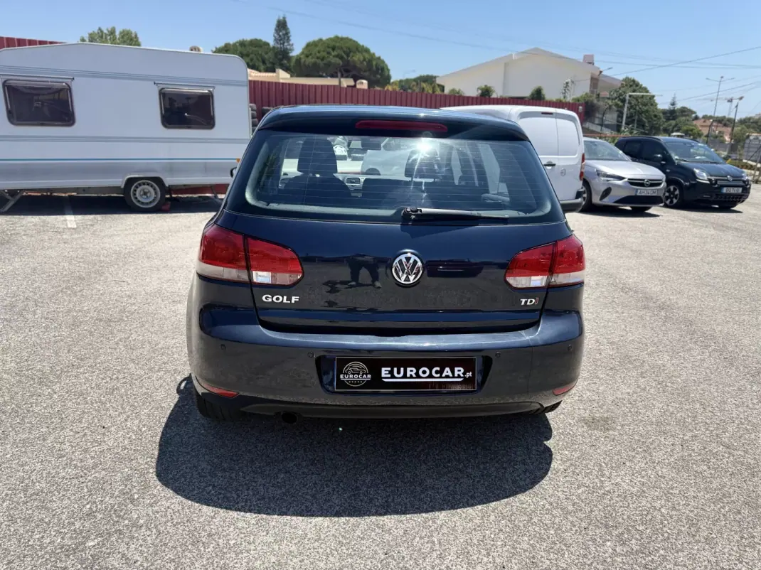 Volkswagen Golf 2010 - 8950 EUR, 141014 km - AUTO.MOTO.pt - 141014km - foto 7 de 43
