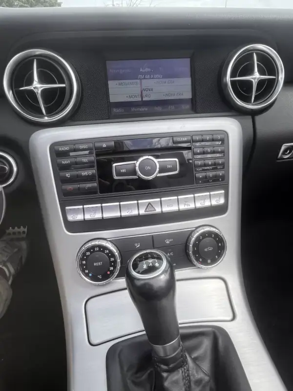Mercedes-Benz SLK 250 2012 - 31950 EUR, 51100 km - AUTO.MOTO.pt - 51100km - foto 19 de 32