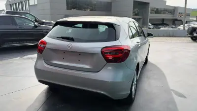 Mercedes-Benz A 180 2015 - 13900 EUR, 166000 km - foto 3 de 12