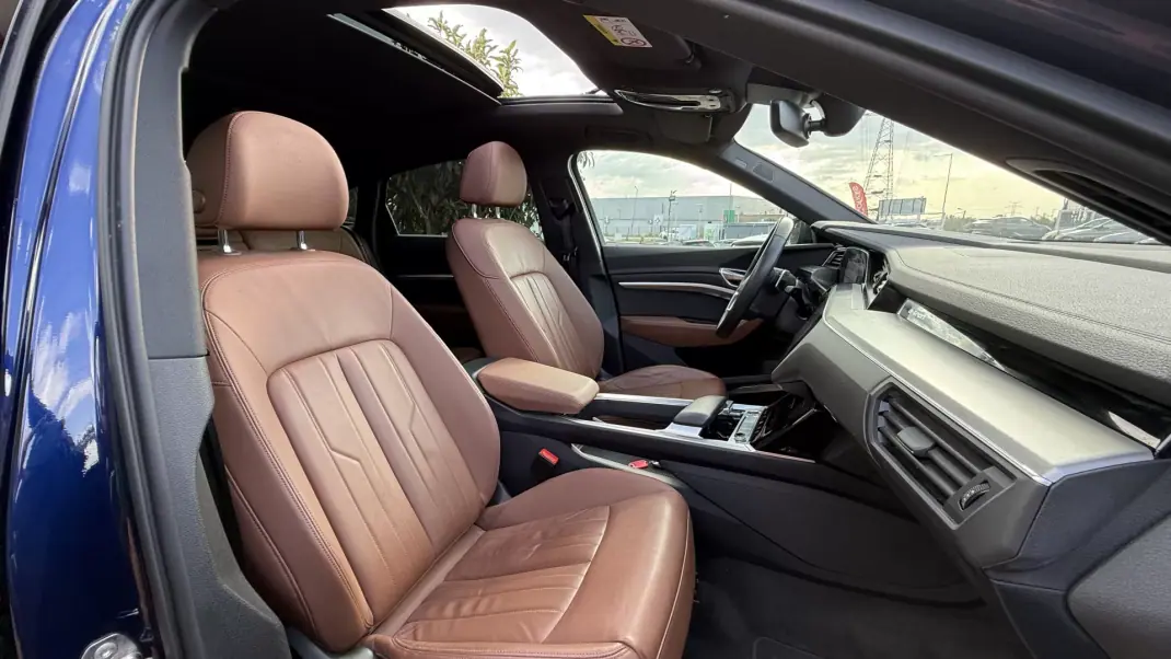 Audi e-tron Sportback 2022 - 32990 EUR, 82000 km - AUTO.MOTO.pt - 82000km - foto 41 de 43
