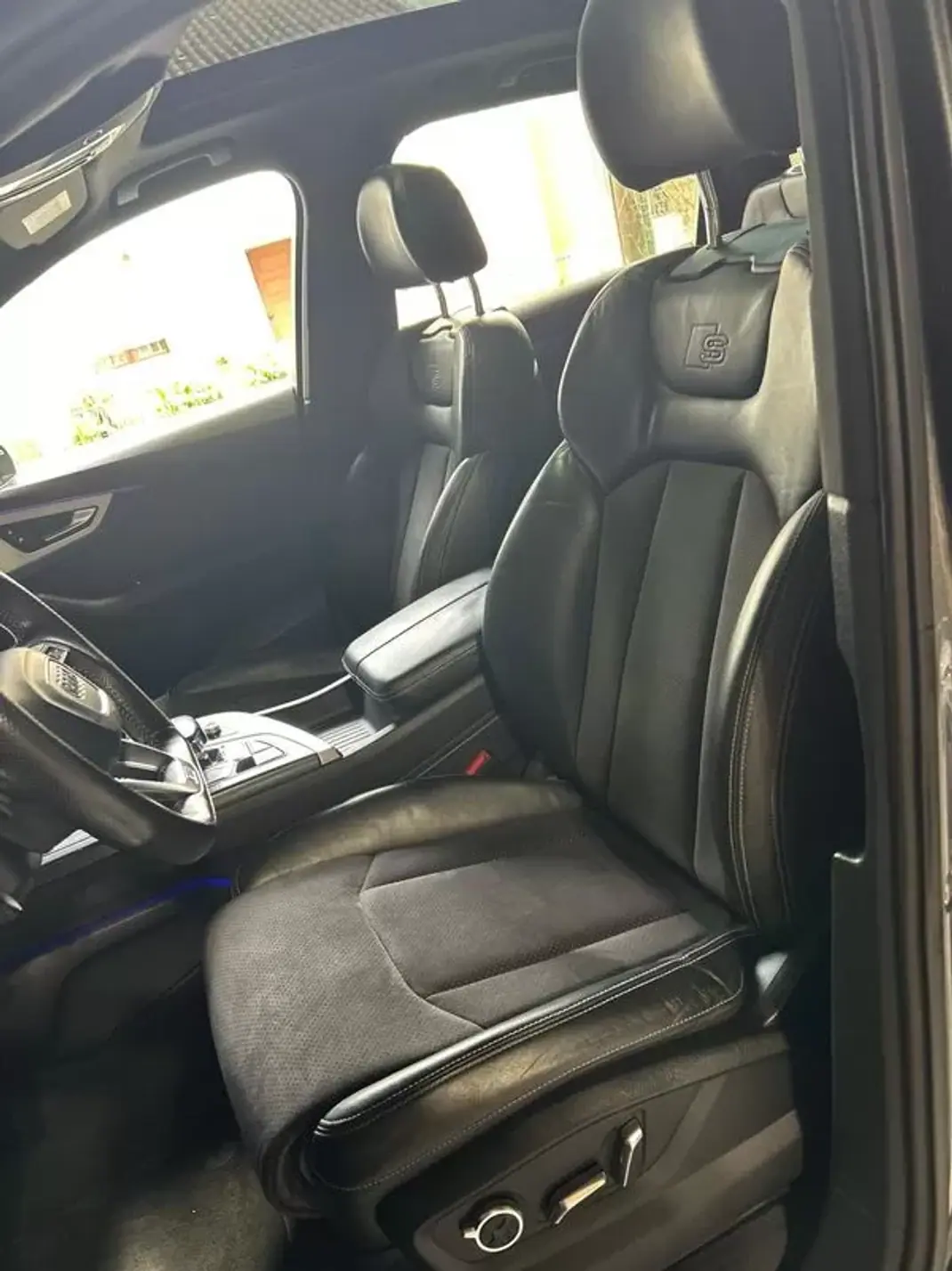 Audi Q7 2016 - 41000 EUR, 139983 km - AUTO.MOTO.pt - 139983km - foto 27 de 46