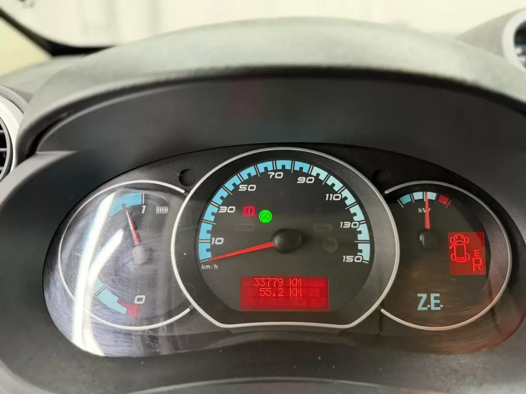 Renault 2016 - 7250 EUR, 33700 km - 33700km - foto 18 de 18