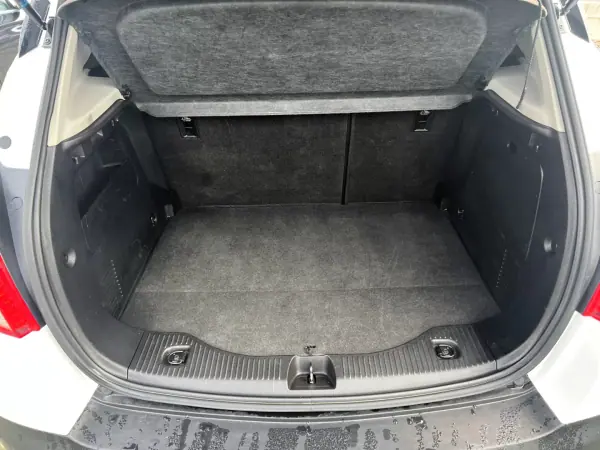 Opel Mokka 2016 - 13900 EUR, 161994 km - AUTO.MOTO.pt - 161994km - foto 7 de 15