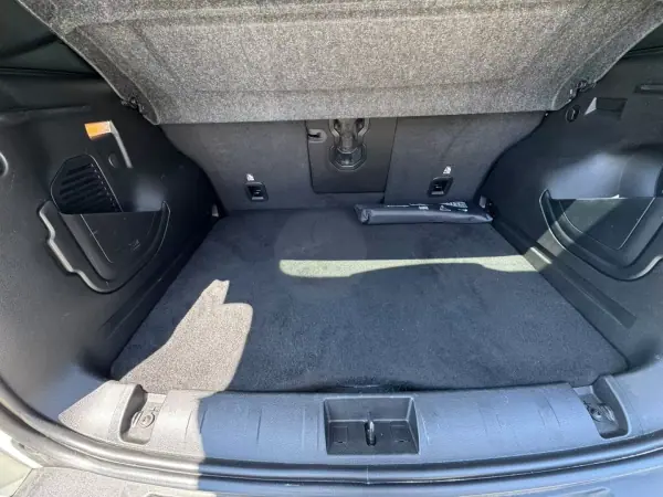 Jeep Renegade 2022 - 17900 EUR, 50000 km - AUTO.MOTO.pt - 50000km - foto 20 de 21