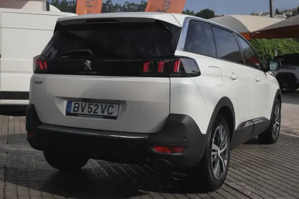 Peugeot 5008 2022 - 23580 EUR, 41620 km - AUTO.MOTO.pt - 41620km - foto 13 de 28