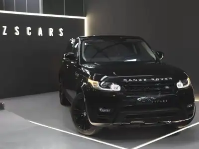 Land Rover Range Rover Sport 2017 - 39990 EUR, 63000 km - AUTO.MOTO.pt - 63000km - foto 2 de 24