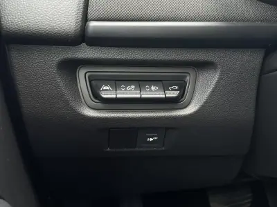 Renault Zoe 2020 - 14800 EUR, 56840 km - AUTO.MOTO.pt - 56840km - foto 37 de 42