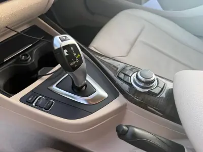 BMW 218 2014 - 16250 EUR, 167798 km - AUTO.MOTO.pt - 167798km - foto 15 de 21