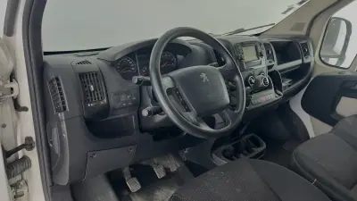 Peugeot Boxer 2.0 BlueHDi 333 L3H2 Premium 2018 - 12804 EUR, 126302 km - AUTO.MOTO.pt - 126302km - foto 4 de 8