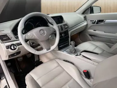 Mercedes-Benz E 250 2011 - 13800 EUR, 336000 km - AUTO.MOTO.pt - 336000km - foto 7 de 19