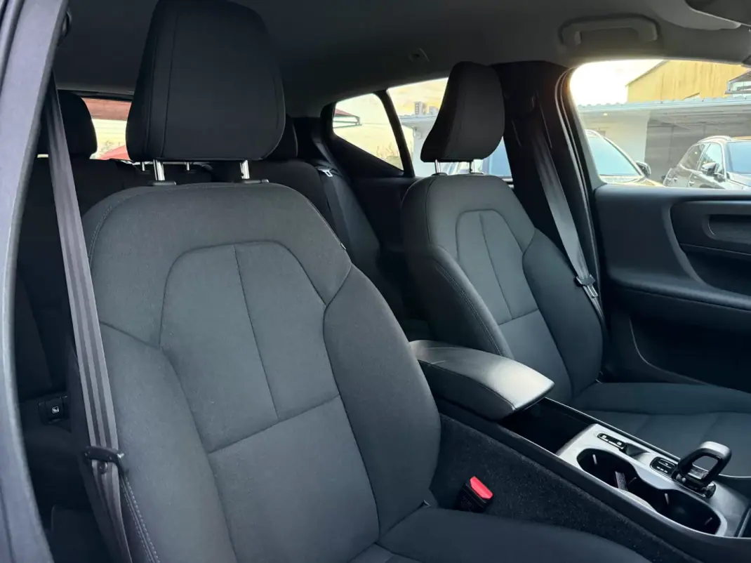 Volvo XC 40 2021 - 26950 EUR, 90000 km - AUTO.MOTO.pt - 90000km - foto 14 de 20