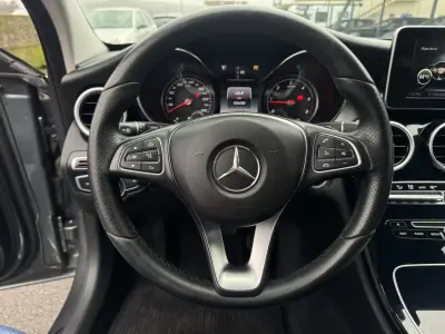 Mercedes-Benz C 200 2016 - 18990 EUR, 156000 km - AUTO.MOTO.pt - 156000km - foto 17 de 28