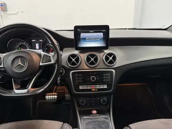 Mercedes-Benz CLA 220 2016 - 19890 EUR, 212000 km - AUTO.MOTO.pt - 212000km - foto 14 de 23