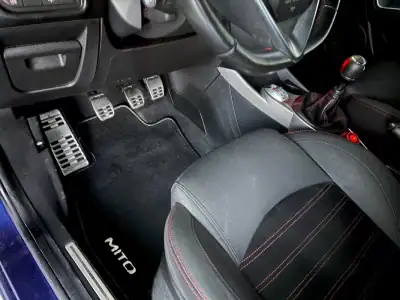 Alfa Romeo MiTo 2016 - 9999 EUR, 135500 km - AUTO.MOTO.pt - 135500km - foto 53 de 60