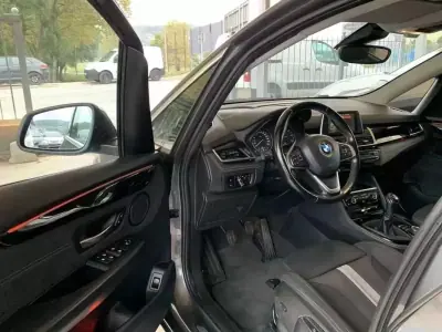 BMW 216 Active Tourer 2015 - 16750 EUR, 77962 km - AUTO.MOTO.pt - 77962km - foto 15 de 22