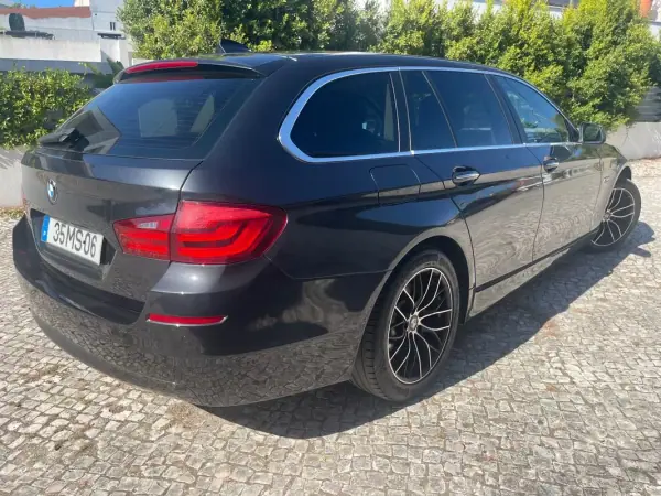 BMW 525 2012 - 14900 EUR, 253456 km - 253456km - foto 4 de 26