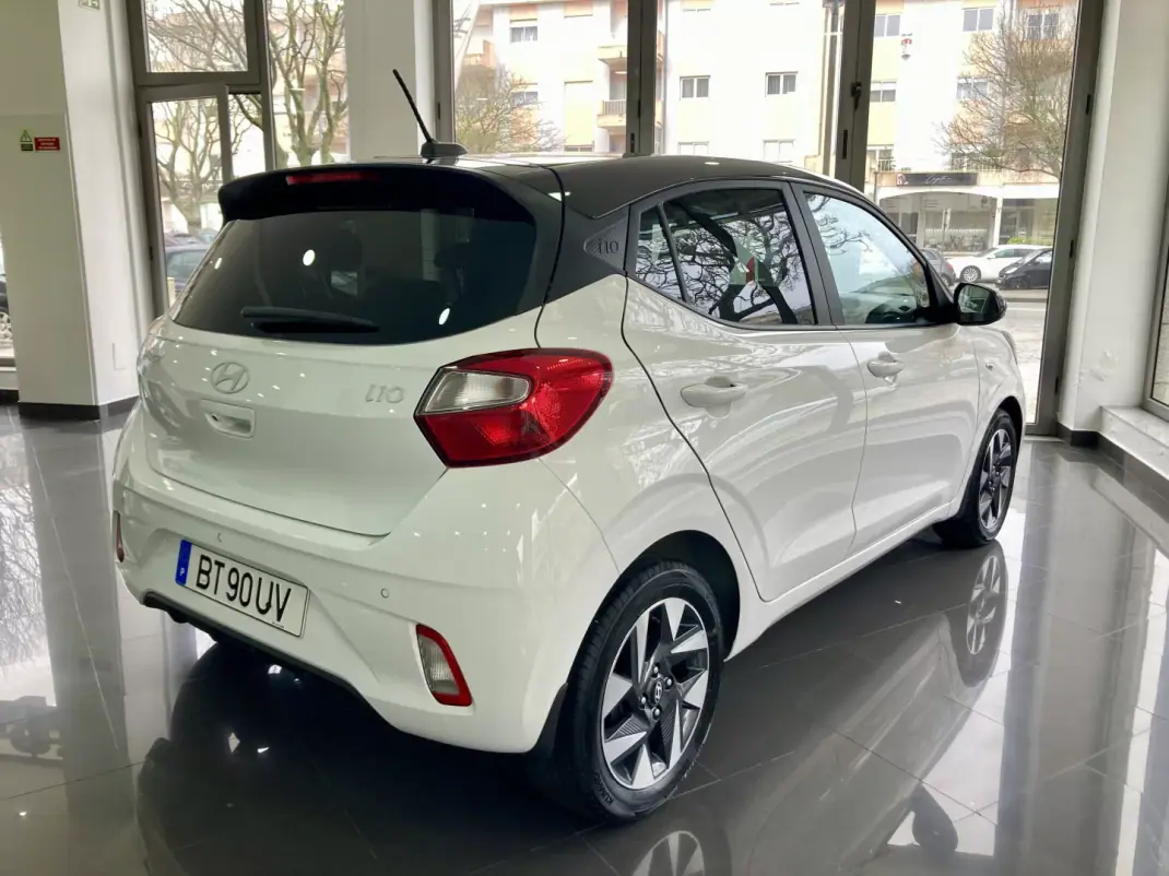 Hyundai i10 2025 - 16990 EUR, 14345 km - AUTO.MOTO.pt - 14345km - foto 31 de 37