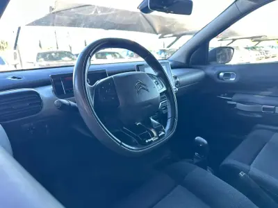 Citroën C4 Cactus 2017 - 13900 EUR, 97056 km - AUTO.MOTO.pt - 97056km - foto 11 de 28