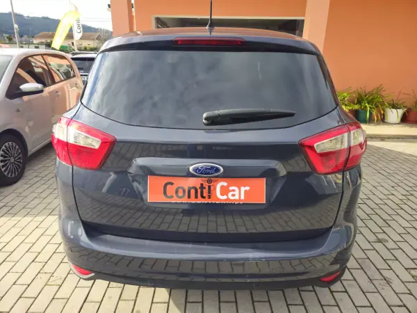 Ford C-Max 2012 - 7990 EUR, 187547 km - AUTO.MOTO.pt - 187547km - foto 5 de 11