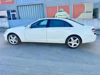 Mercedes-Benz S 320 2008 - 15000 EUR, 280000 km - AUTO.MOTO.pt - 280000km - foto 4 de 15