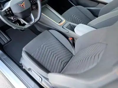 Cupra Born 2024 - 32400 EUR, 12000 km - AUTO.MOTO.pt - 12000km - foto 27 de 34