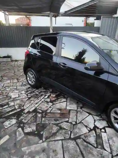 Hyundai i10 2016 - 8990 EUR, 75000 km - 75000km - foto 5 de 14