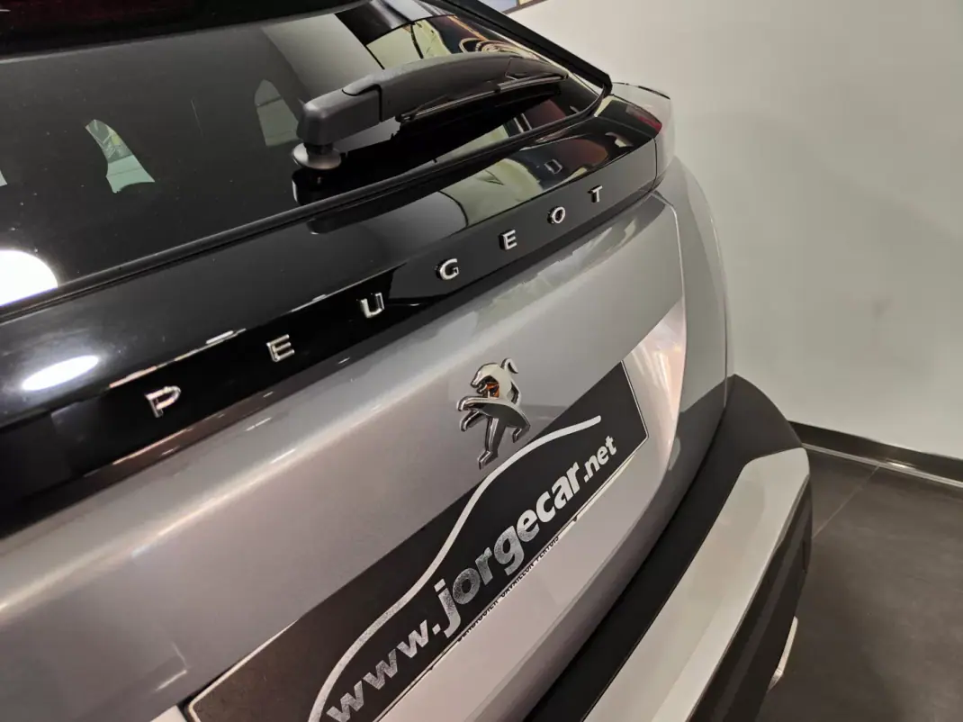 Peugeot 2008 2021 - 16500 EUR, 65000 km - AUTO.MOTO.pt - 65000km - foto 22 de 59