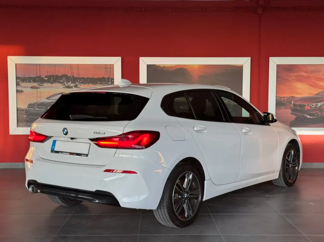 BMW 116 2019 - 22990 EUR, 79362 km - AUTO.MOTO.pt - 79362km - foto 8 de 20