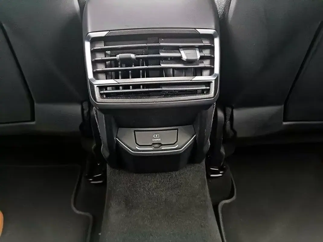 Lynk & Co 1 2022 - 29000 EUR, 29500 km - AUTO.MOTO.pt - 29500km - foto 22 de 30