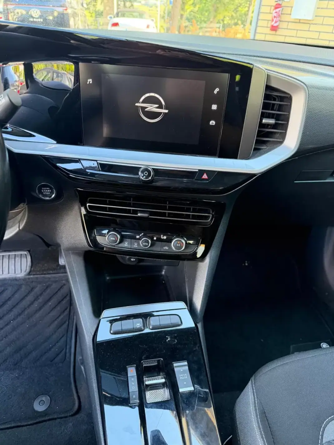 Opel Mokka-e 2022 - 15500 EUR, 189400 km - 189400km - foto 6 de 8