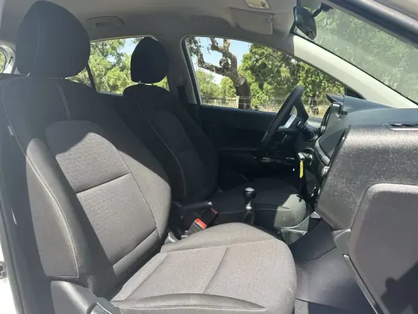 Kia Picanto 2021 - 10450 EUR, 86000 km - AUTO.MOTO.pt - 86000km - foto 7 de 11