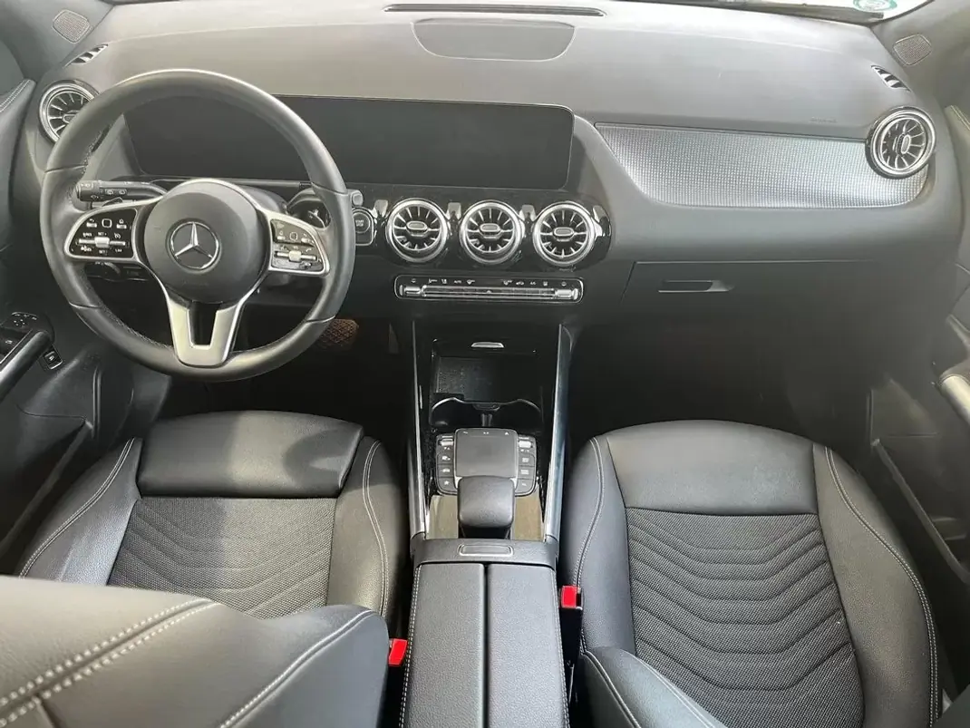 Mercedes-Benz EQA 2023 - 32990 EUR, 77000 km - AUTO.MOTO.pt - 77000km - foto 7 de 15